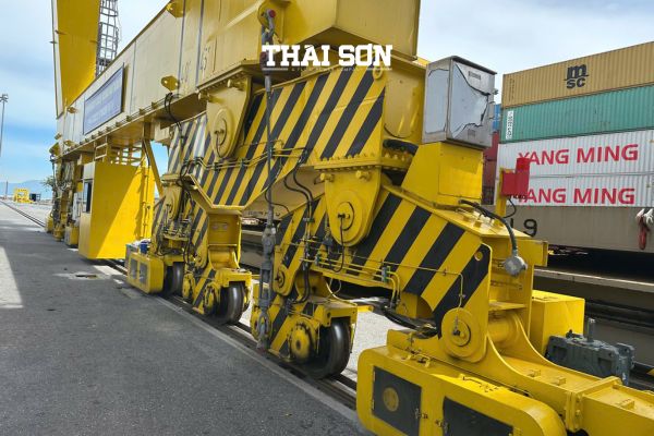 boi-tron-he-thong-nang-ha-cong-nghiep-5